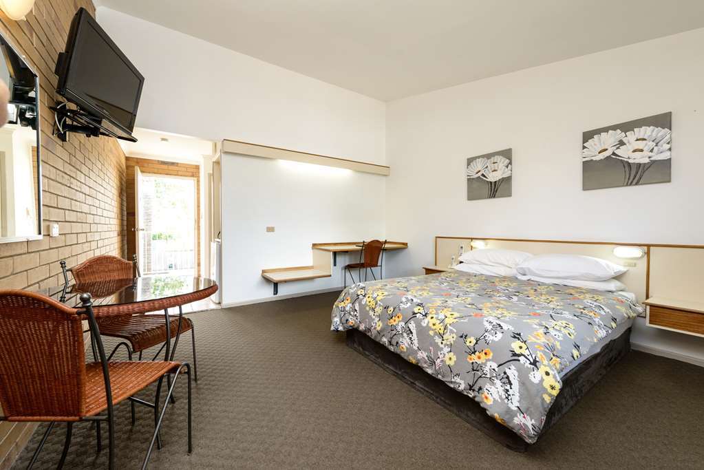 Wild Scotsman Motor Inn Gin Gin Qld Ruang foto